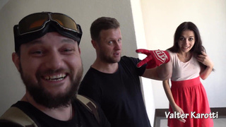 ПРОФЕССИОНАЛЬНЫЙ ПИКАП - ДВОЙНАЯ ГЛУБОКАЯ ГЛОТКА И ТРАХ В ПОПКУ СИМПАТИЧНОЙ МОЛОДЕНЬКОЙ СОСЕДКИ