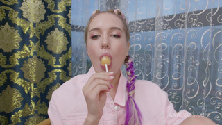 Порно актриса Goldie Small